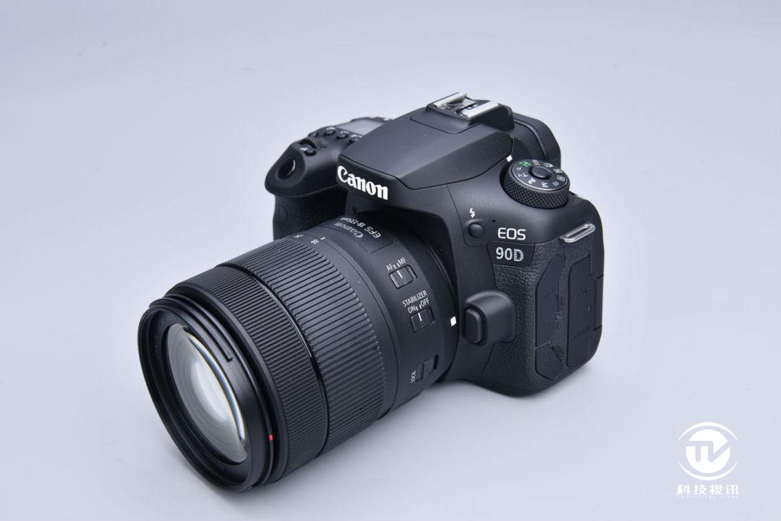 兼具专业与灵活的机身构造 佳能eos 90d 套机外观解析