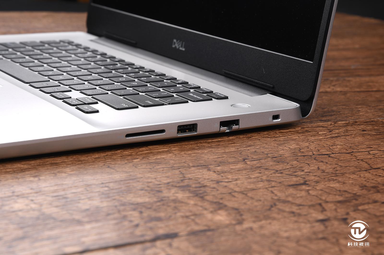 搭载whiskey lake处理器 戴尔灵越15 5580评测